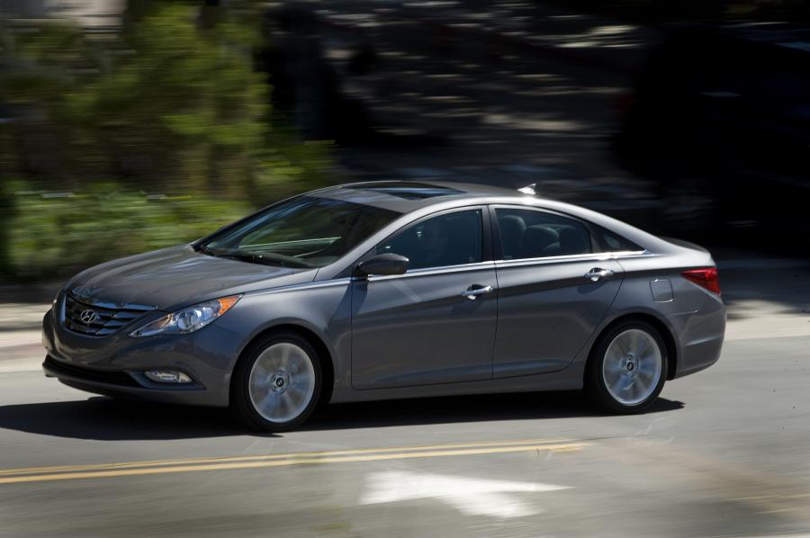  Hyundai Sonata 2010 года  (фото 51 из 162)